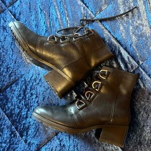 Sorel black lace up boot CATE